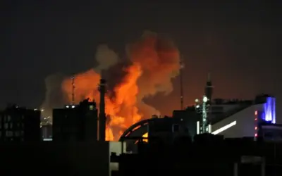 Son dakika | İsrail’den İran’da 3 bölgeye eş zamanlı saldırı: BAE ve Bahreyn’deki ABD üsleri hedef alındı